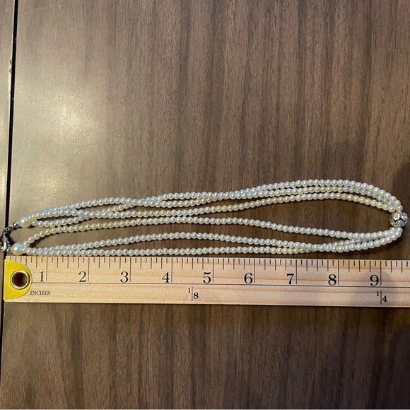 Vintage Necklaces: Set of Fashion Pearl Necklaces - Picture 8 of 8